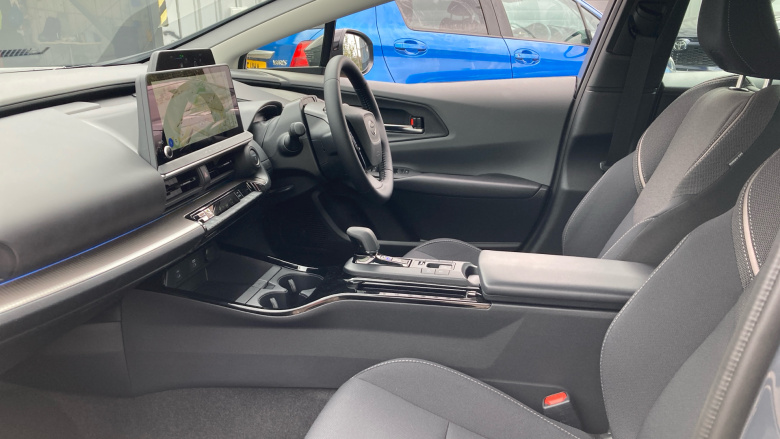 Toyota Prius 2.0 PHEV Design 5dr CVT Hatchback